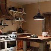 fekete retro fuggesztek design csepp alaku lampa modern vintage cottage konyhapult lampak art deco lakas polgari elegans minosegi luxus lampak formavivendi amerikai konyha.jpg